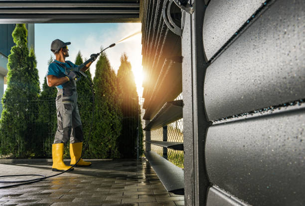 Best Roof Power Washing Services  in Minorca, LA